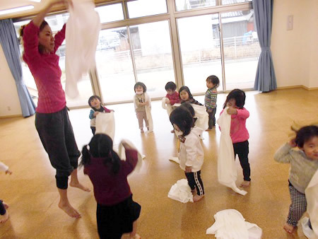 【あさがお保育園】運動あそび 【あさがお保育園】運動あそび