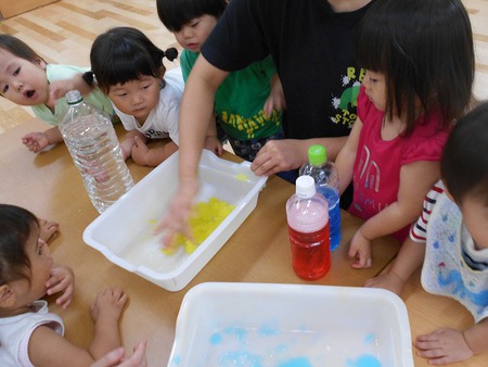 【あさがお保育園】はじめてのスライム遊び！