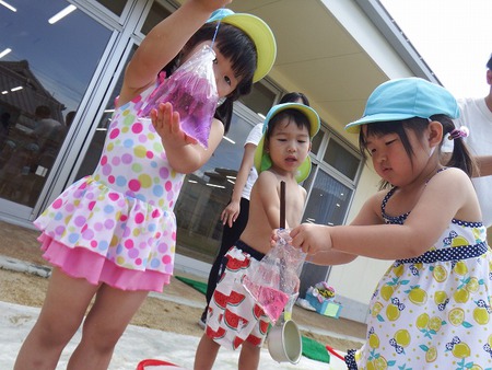 【あさがお保育園】夏の日の過ごし方 【あさがお保育園】夏の日の過ごし方