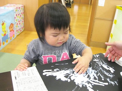 12月の製作(0歳児、くまぐみ) 12月の製作(0歳児、くまぐみ)