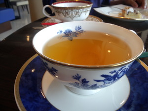 「エクリュ」ランチ本日の紅茶