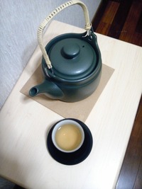 土瓶で煮出したお茶