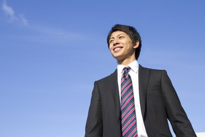 親から自立している男性 親から自立している男性