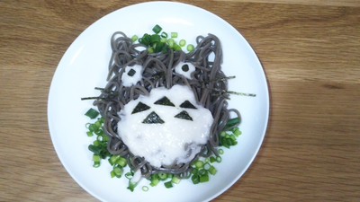讃岐うどんで・・・トトロ蕎麦♥