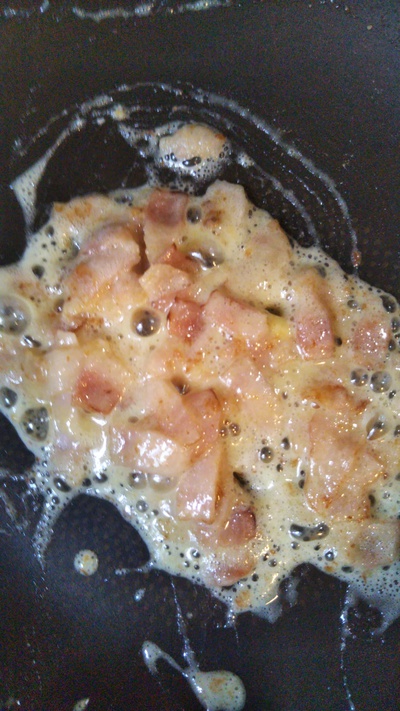 讃岐生パスタのアスパラベーコンのクリームソース