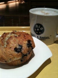 BAGEL & BAGEL にて