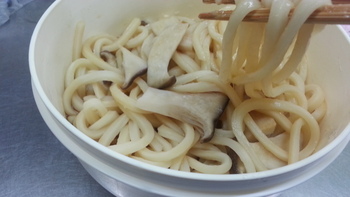 まつたけうどん
