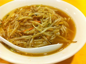 又来軒のもやしラーメン♪
