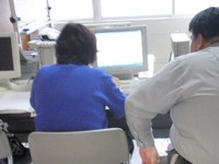 パソコン常包先生大忙し