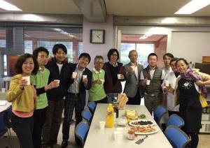 乾杯～！！粟島もんてクルー食堂