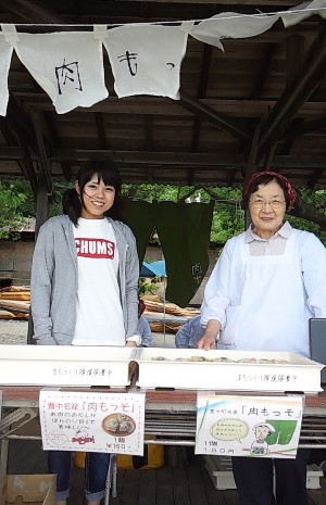 仁尾レモンソースのたこ焼きなどなど！