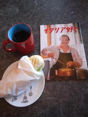 ミルクたっぷりカフェラテ