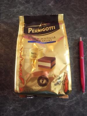 キューブ型のチョコ