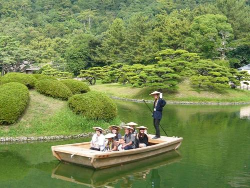 Breakfast in Ritsurin Garden