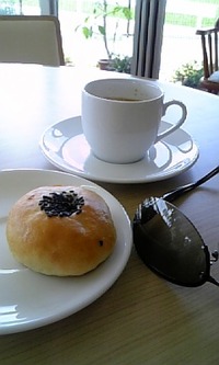 米粉あんパン