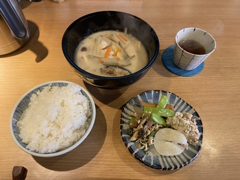 限定ランチ酒肆よこ井
