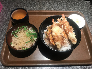 ワンコインランチ健在