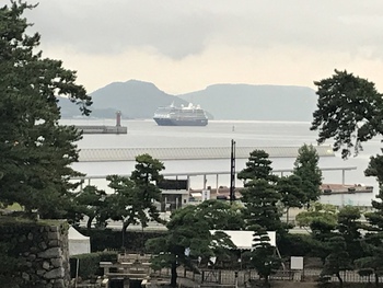 アザマラ・クエスト入港 サンポート