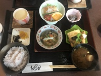 昔の名前で出ています 。