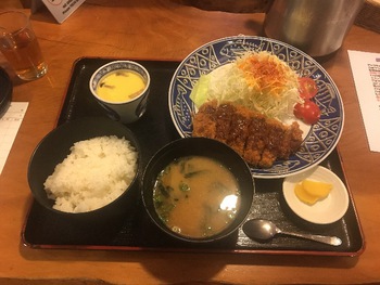 名物の500円ランチは何処へ