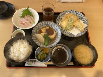 あーこの張り紙は　ひょっとして