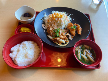 切り札を切りに