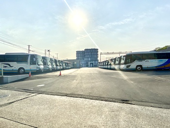 コレぞ拘束バス