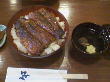 今日のランチはうなぎ丼