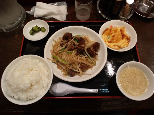 うまか飯店円座店 ニラレバ定食