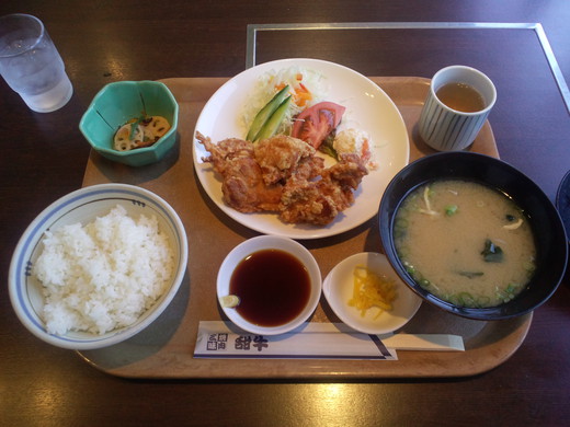 甜牛 唐揚げ定食 丸亀