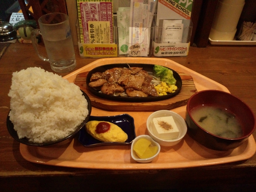 ほのぼの　豚鉄板定食　ごはん普通
