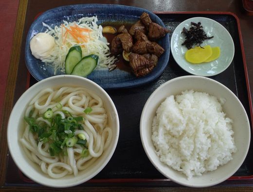 麺喰　サイコロステーキセット　志度