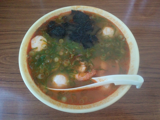 角八　トムヤムクンラーメン