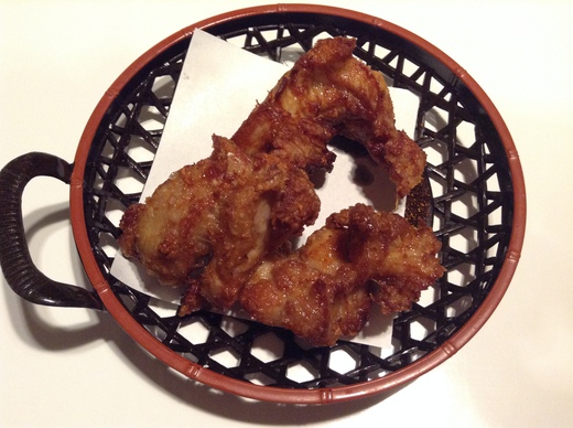 なる　黒　せんざんき　餃子