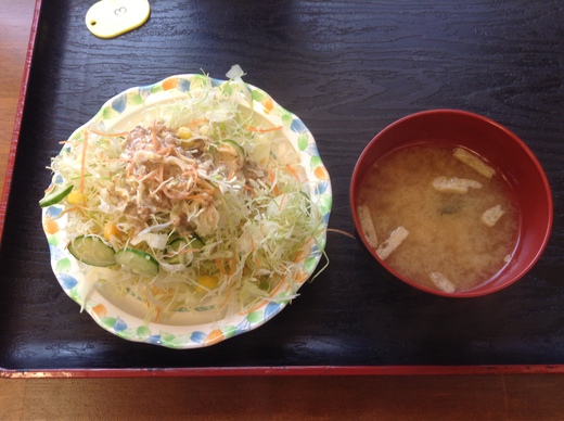 四つ葉　まんぷく丼　高松