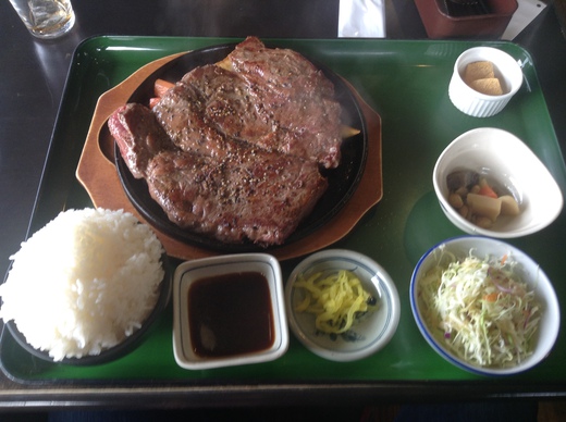 ガリーン　１ポンドステーキ　綾川