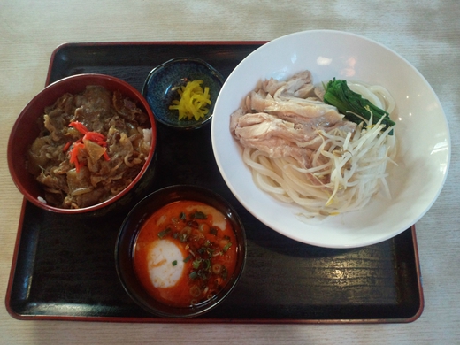 さぬき一番一宮店　背脂入りラーメン全マシ　ぴりつけ　高松