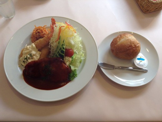 【移転】Grazie　ランチ（ポークチャップ＆エビフライ）　高松