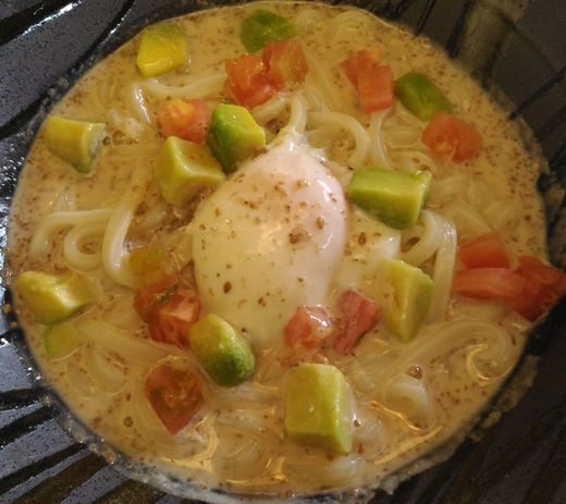 中津万象園　懐風亭　豆乳うどん・サラダセット　