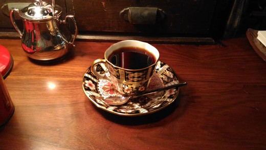 愛彩　蜂蜜アイストーストモーニング　他店舗写真なしカフェもろもろ