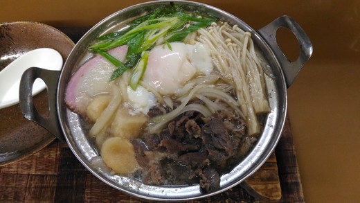 平野屋　鍋焼きうどん　多度津