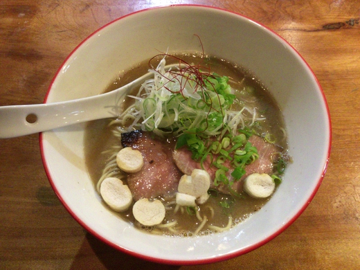 千代橋黄金ラーメンDaruma　いりこらーめん　塩　高松