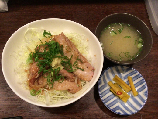 【３周年】豚スタミナ丼　ひがさ番町店