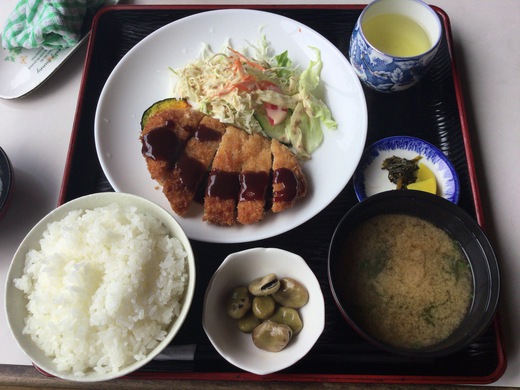 モン　日替わり（とんかつ定食）　さぬき市