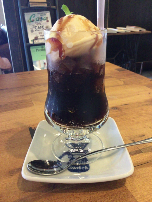 カフェスィッチ　珈琲パフェ　高松
