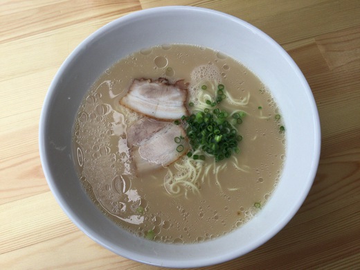 麺謹製サンライズ　ラーメン　高松市国分寺町