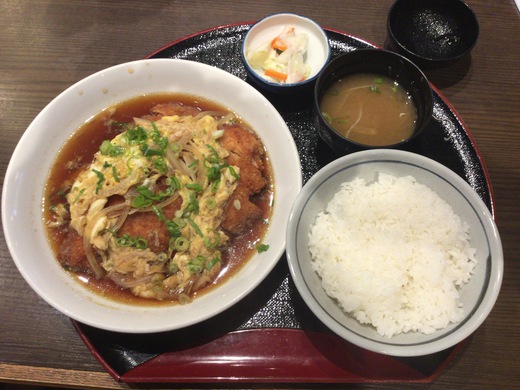 田子作　ジャンボチキンカツ定食　丸亀