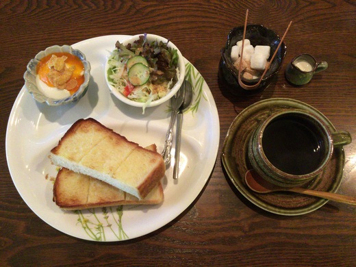 青い樹　モーニング　高松