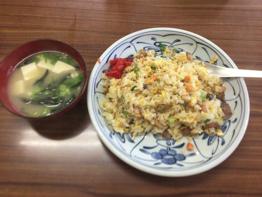 末広屋　焼めし　高松競輪場内