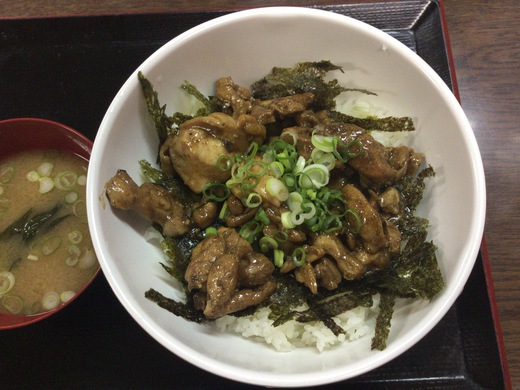 かしわの武内　かしわバター丼　高松市水田町